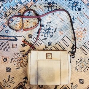 Dooney & Bourke Pebble Grain‎ Leather Crossbody Bone W Tan Trim Classic Preppy